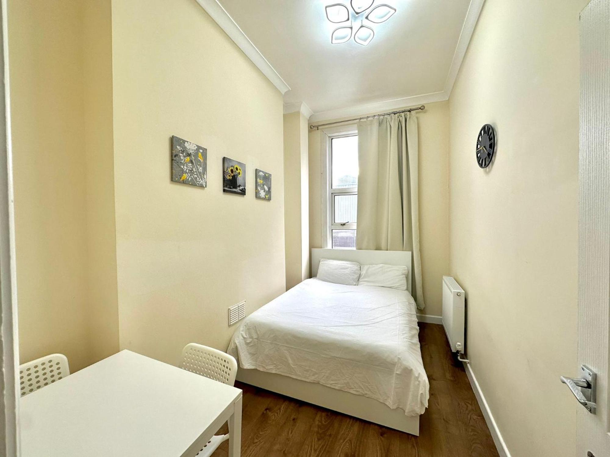The Euston Guest House-64 Лондон Экстерьер фото